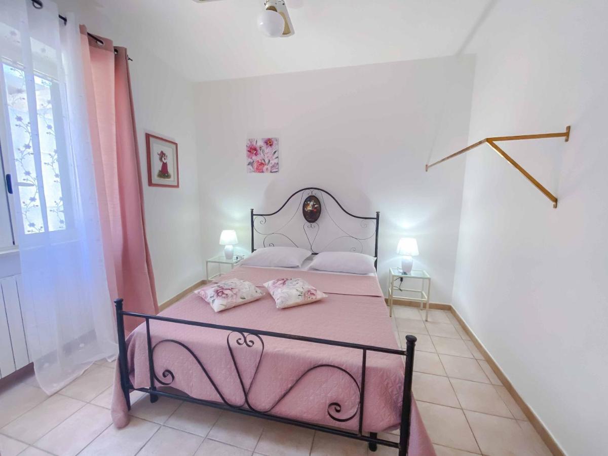 Aparthotel Cortellenica Торре-Сан-Джованні-Удженто Екстер'єр фото