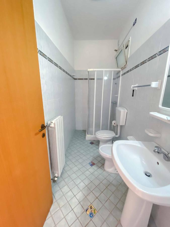 Aparthotel Cortellenica Торре-Сан-Джованні-Удженто Екстер'єр фото